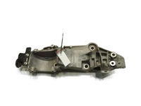 фото thumb №1, Кронштейн генератора renault scenic iii 2.0 dci 8200881264