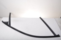 фото thumb №1, Volvo xc90 ii молдинг прокладка дверь правый перед