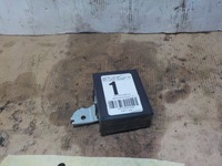 фото thumb №1, Toyota yaris 2009r 1.3b pas модуль центрального замка 897410d031