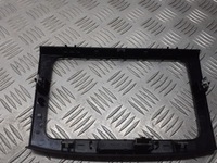 фото thumb №3, Рамка радіо vw passat b6 3c0858069