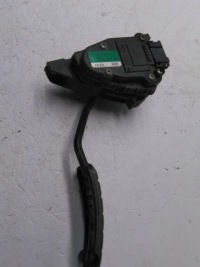 фото thumb №1, Педаль газа потенциометр renault master megane ii 2 7700314525