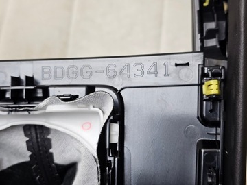 фото thumb №13, Захист dekor перемикач зміни коробки передач тунелю чохол mazda 3 iv bp