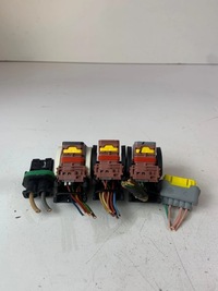 фото thumb №5, Разъёмы штекер колодка коробка предохранителей bsm r09 peugeot 207 citroen c