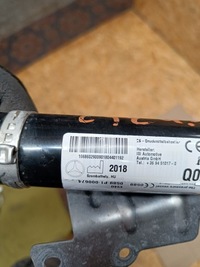 фото thumb №5, Mercedes ml gle w166 w292 gaśnica патрон/заряд двигателя оригинал 1668602900