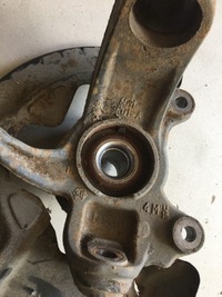 фото thumb №5, Volvo v60 13- 2.0 d поворотный кулак левая левый перед