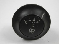 фото thumb №1, Peugeot 807 переключатель обдув вентилятора задняя 1488941077