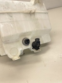 фото thumb №7, Бачок омивача lexus es 300h 6th gen 8531533460