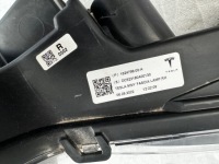 фото thumb №3, Tesla 3 y правий протитуманна фара