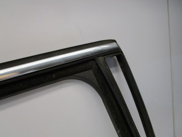 фото thumb №3, Passat b6 3c рамка дверь прокладка стёкла зад правая хром универсал 5d