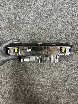 фото thumb №11, Hyundai tucson ii панель воздуховод кондиционера 97250d7000