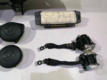 фото thumb №8, Mercedes glc w253 панель консоль подушка безопасности ремни