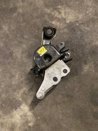 фото thumb №1, Lexus nx300h подушка двигателя idealna