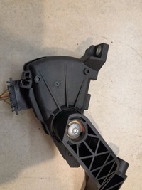 фото thumb №7, Потенциометр газа audi a4 b6 2.5 tdi 8e1723523