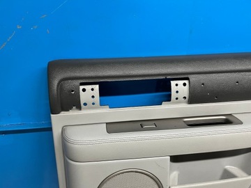 фото thumb №7, Navigator ii 03- боковина обивка дверь правый зад