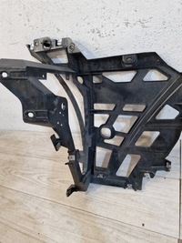 фото thumb №9, Porsche 911 gt3 rs 992 напрямна кронштейн бампера правого