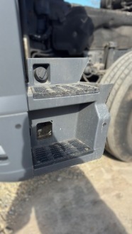 Купить Подножка подножка левая сторона man tg3 tgx 2021 xlx оригинал, фото thumb