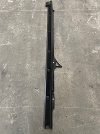 фото thumb №1, Audi sq7 q7 4m планка порогова права 4m0825212