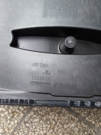 фото thumb №9, Подлокотник кожа бардачок mercedes c w205 europa