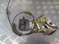 фото thumb №1, Замок двері центральний лівий задня mazda 6 gg 2.0 di