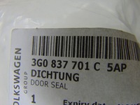 фото thumb №10, Suzuki vitara 2018 - напрямна бампера перед правий