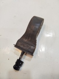 фото thumb №1, Обмежувач двері задня vw passat b8 2.0 tdi 3g0839267