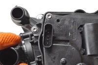 фото thumb №8, Bmw 5 g60 2.0 гибрид корпус термостата 24r 9896578