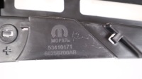фото thumb №5, Jeep compass ii 17- кронштейн решітка 68258700ab, 53410171