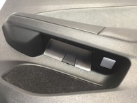 фото thumb №3, Vw golf viii r-line hb боковина дверь зад правые led