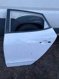 фото thumb №1, Hyundai ix35 дверь задние левая белый