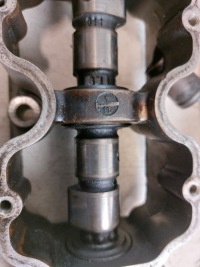 Кришка клапанів вал opel corsa b 1.2 8v Зі Шроту, фото thumb