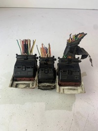 фото thumb №5, Разъёмы штекер колодка блок управления двигателя citroen c5 iii x7 2.0 hdi