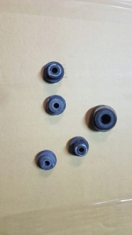 фото thumb №1, Honda odyssey 2014 резинка кронштейн радиатора