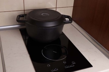 KOCIOŁEK ŻELIWNY EMALIOWANY 3W1 STOJAK+PATELNIA 5L