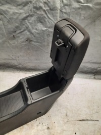 фото thumb №7, Туннель средний подлокотник opel astra 4 j 10r англичанин