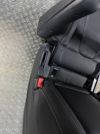 фото thumb №3, Vito v klasa 447 15- сиденье drugiego rzędu isofix