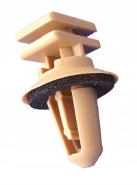 фото thumb №1, 5szt bmw 6 f06 gc f13 lci g32 -клипса накладки порог