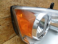 фото thumb №8, Chrysler voyager 2010- фара правые