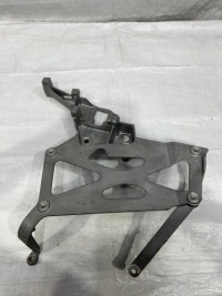 фото thumb №1, Jeep wrangler jl кронштейн кронштейн кронштейн 68299299aa