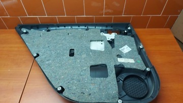 фото thumb №8, Оббивка боковина двері права праві зад toyota avensis t25 03- sedan