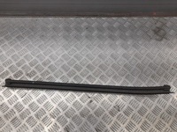 фото thumb №6, Ford f150 2017 задня сторона ліва гумовий прокладка скло двері задніх