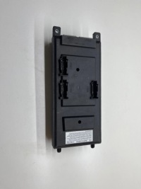 Land rover discovery 4 - lr4 2012 коробка предохранителей 004716457 Цена, фото thumb