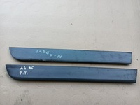фото thumb №1, Молдинг дверь правый задняя audi a4 b6