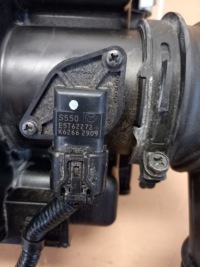 Корпус фільтра повітря витратомір mazda cx-5 2.0i 2.5i 2017-py8w133ax Зі Шроту, фото thumb