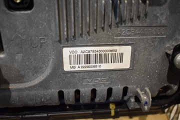 фото thumb №5, Спідометр  екран mercedes w217 w222 1