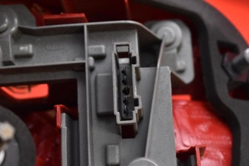 фото thumb №6, Лампа ліва зад задня 1k9945095d vw golf 5 v універсал 03-09