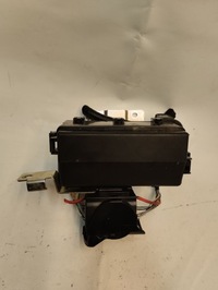 фото thumb №1, Nissan micra k14 коробка корпус предохранителей