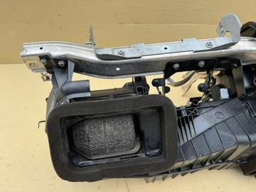 фото thumb №13, Volkswagen golf 5 v plus 05-09 отопитель канал модуль 5m1820033c