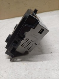 Радио jeep renegade 07357165490 Цена, фото thumb