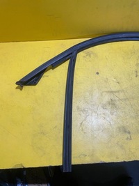 фото thumb №7, Bmw 1 e81 e87 2007 прокладка szyby/drzwi левый перед