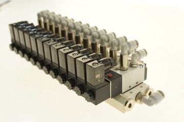 Wyspa 12 zaworowa AIRTAC Seria 100 5/2 - 1/8 - 12 V - 24V - 230 V